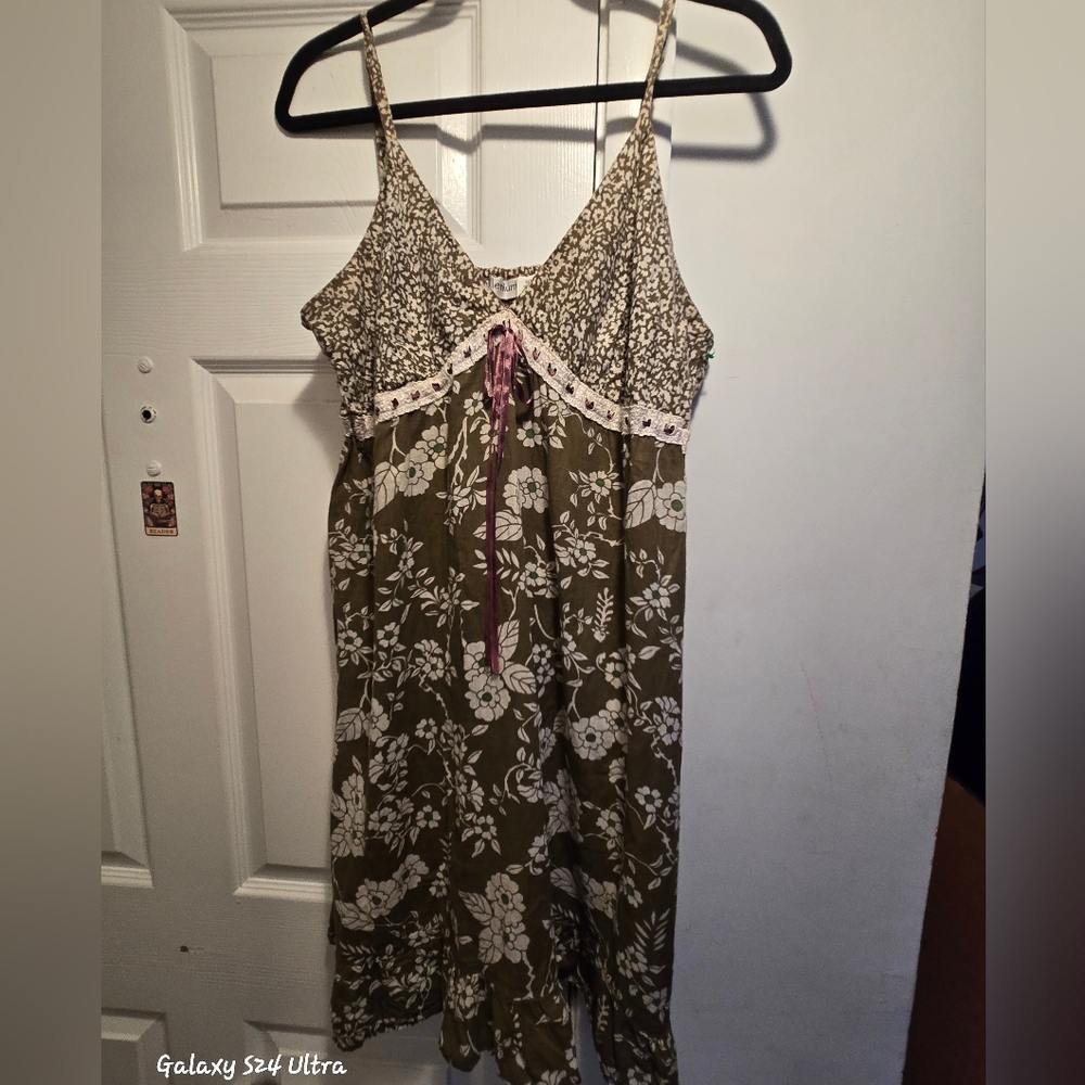 Millenium Olive Floral Lace-Trim Sleep Chemise with Pink Ribbon Large
